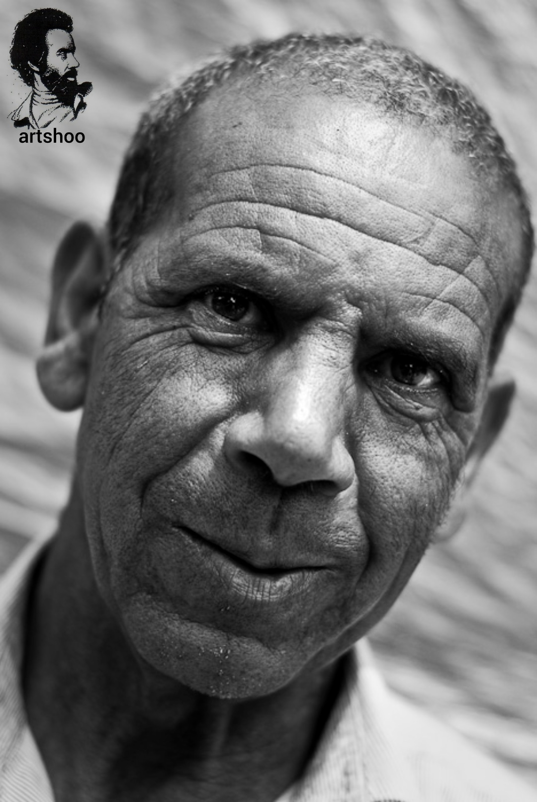 مدل پرتره سیاه قلم